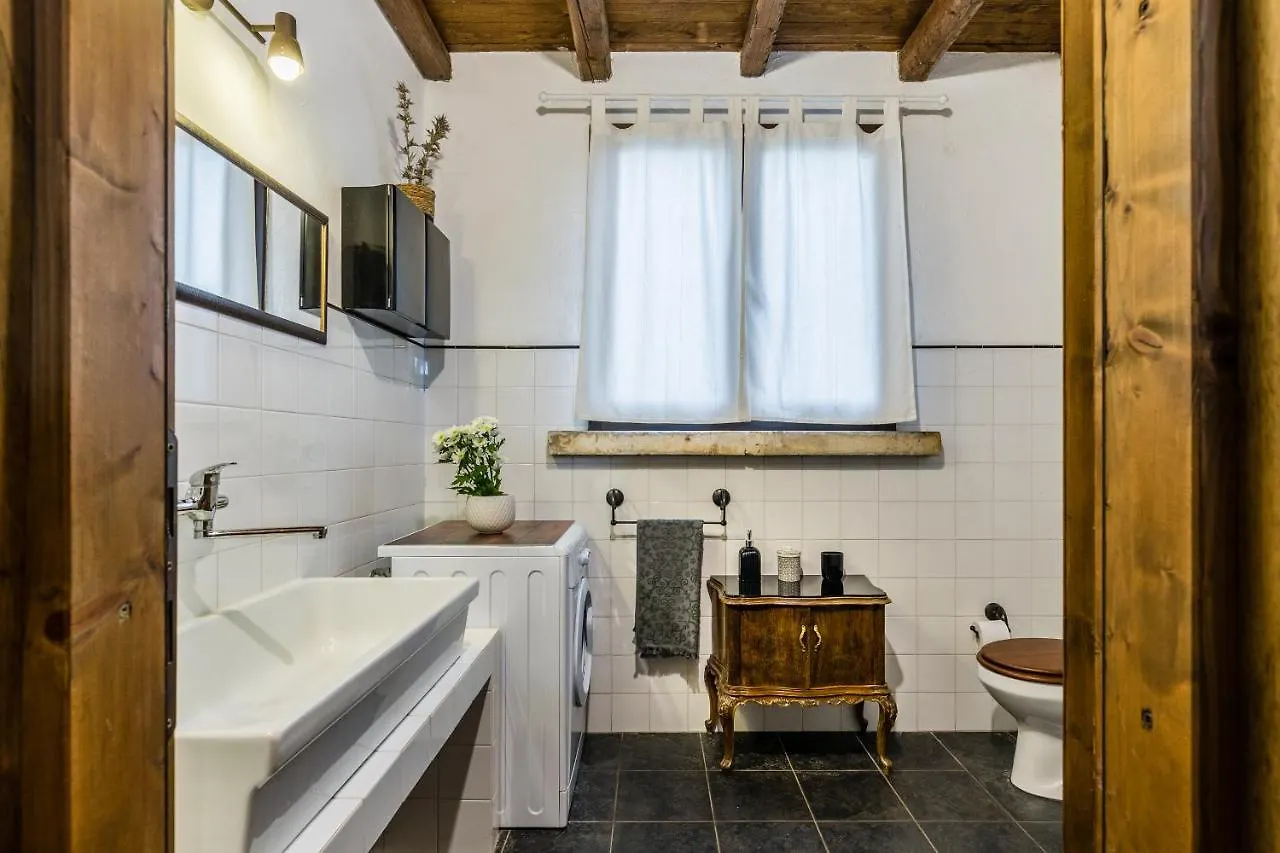 Authentic Sicilian Charm, Pool, Sea View, Wi-Fi & Parking Villa Avola Italy