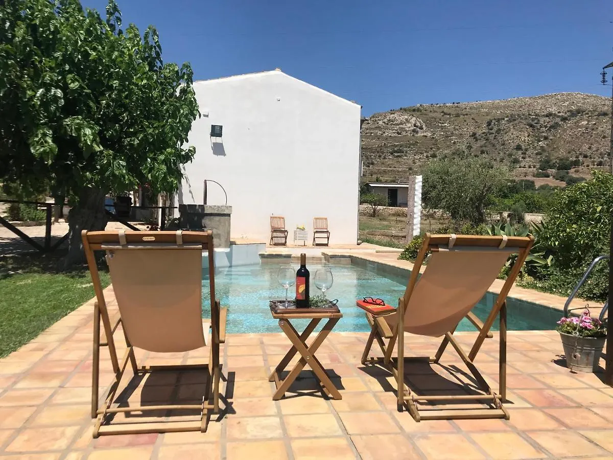 Authentic Sicilian Charm, Pool, Sea View, Wi-Fi & Parking Villa Avola Italy