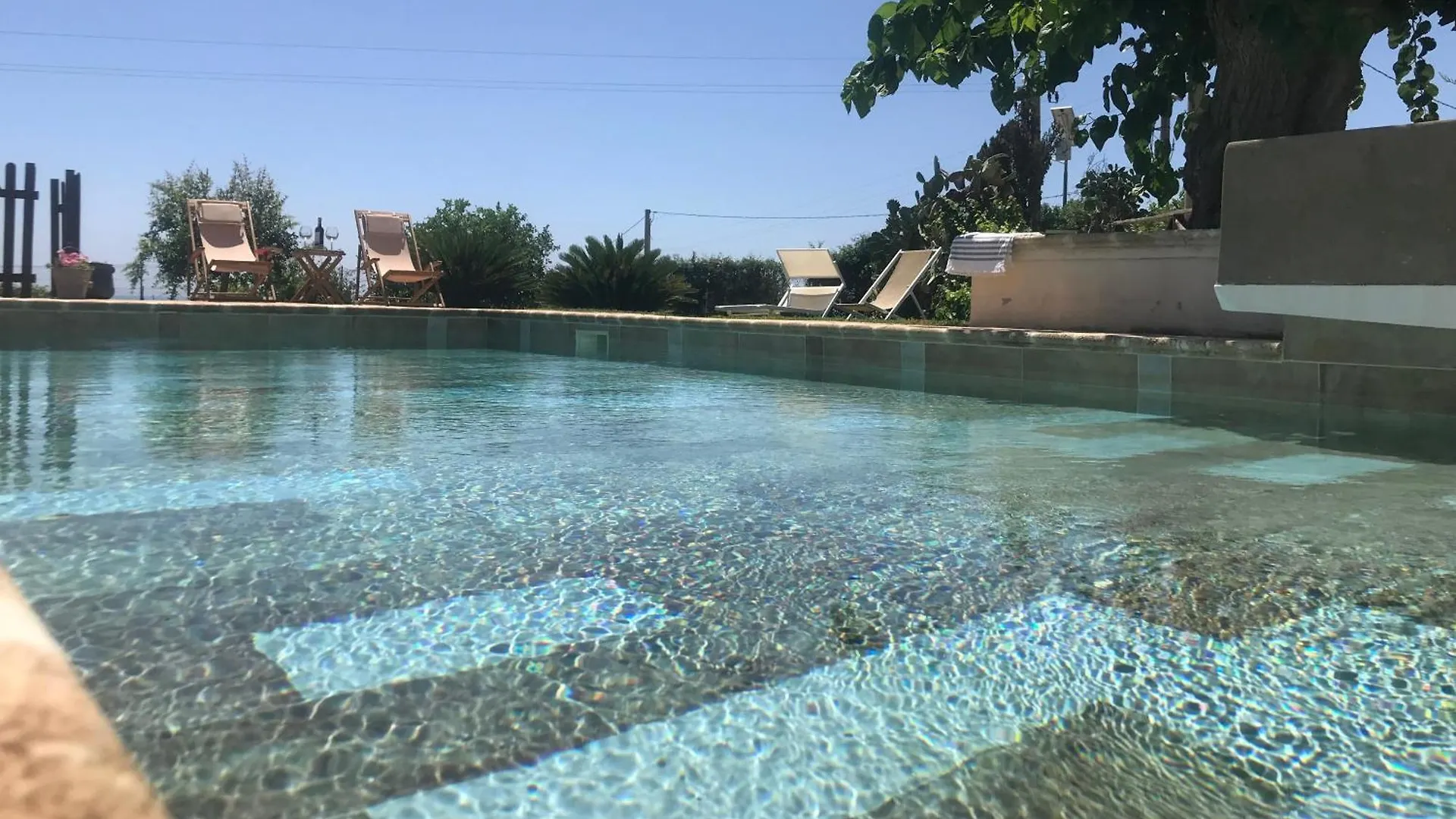 Authentic Sicilian Charm, Pool, Sea View, Wi-Fi & Parking Villa Avola