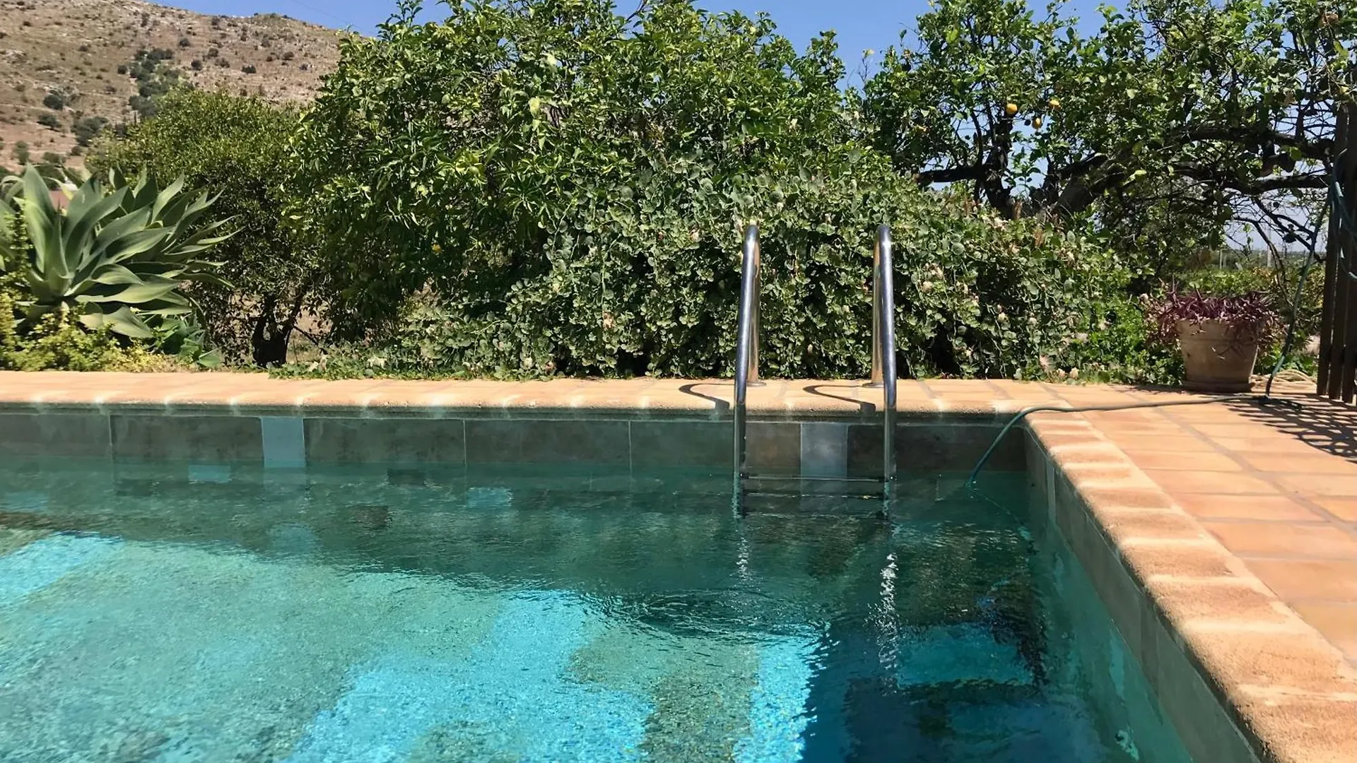 Authentic Sicilian Charm, Pool, Sea View, Wi-Fi & Parking Villa Avola Italy